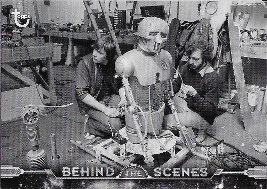 2019 Topps Star Wars Black & White The Empire Strikes Back Behind the Scenes #BTS-25 Crafting 2-1B